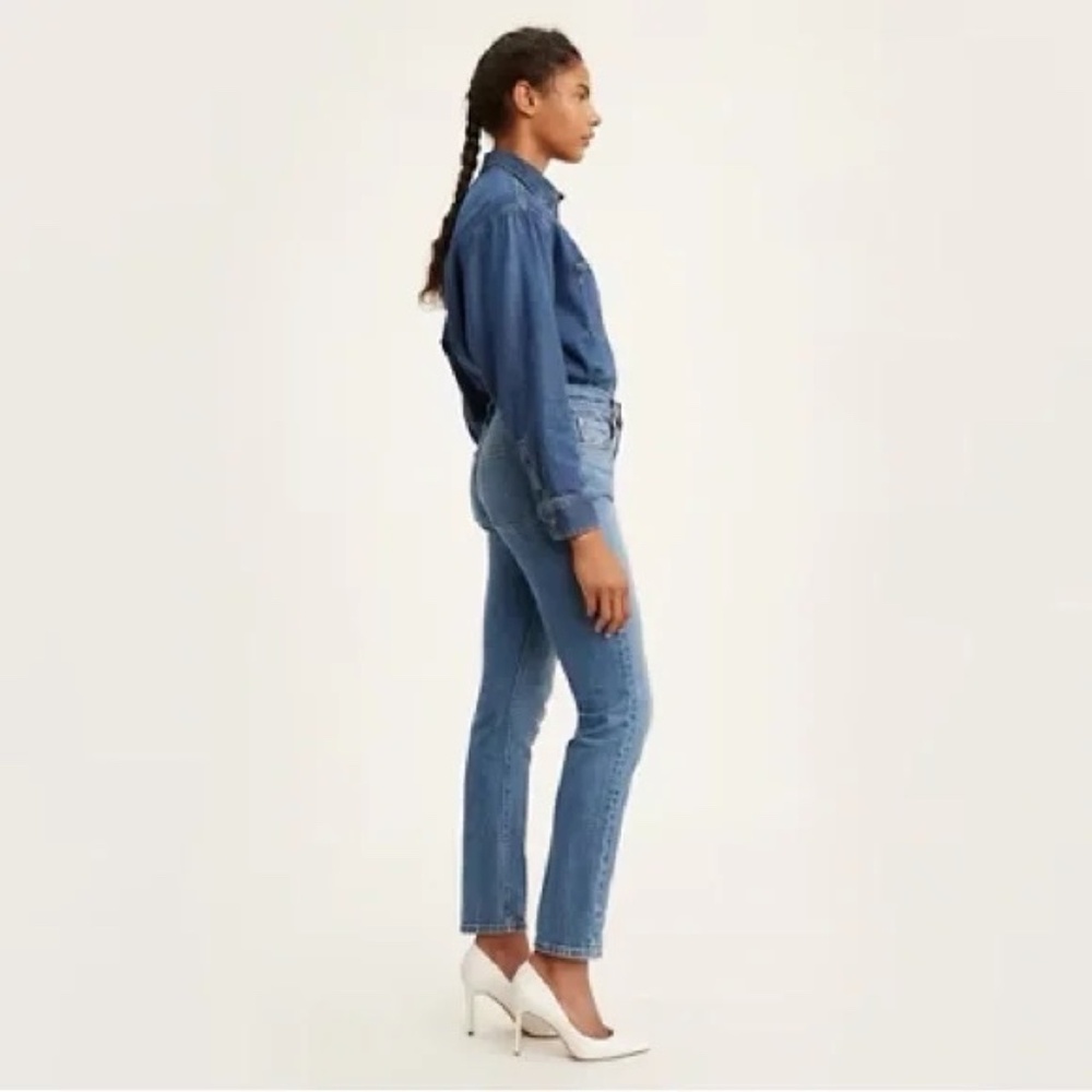 *Like New* Levi's Premium 501® SKINNY WOMEN'S JEANS - 30 L 30 W  | Light blue